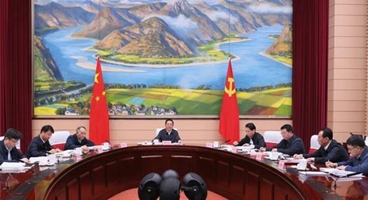 王予波主持省政府黨組理論學習中心組集中學習時強調(diào)持續(xù)深入貫徹中央八項規(guī)定精神 為高質(zhì)量發(fā)展提供堅強作風保障